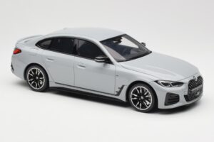 BMW M440i G26 Gran Coupe Brooklyn Pelēks Metaliks Otto 1:18 OT454 Sveķi — attēls 4 no 6