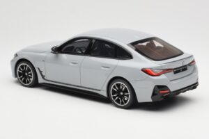 BMW M440i G26 Gran Coupe Brooklyn Pelēks Metaliks Otto 1:18 OT454 Sveķi — attēls 5 no 6