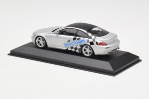 BMW M6 E63 IAA Frankfurt Sudrabs Minichamps 1:43 M6001 Metāls — attēls 3 no 4