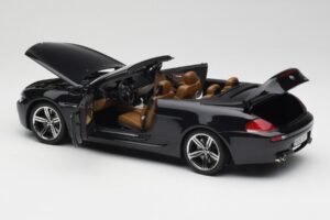 BMW M6 E64 Kabriolets Sapphire Black Kyosho 1:18 80430417424 Metāls — attēls 6 no 9