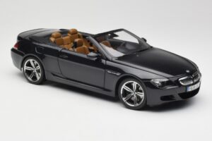 BMW M6 E64 Kabriolets Sapphire Black Kyosho 1:18 80430417424 Metāls — attēls 7 no 9