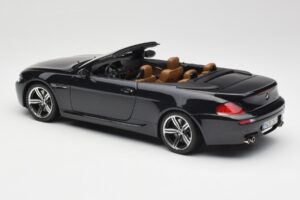 BMW M6 E64 Kabriolets Sapphire Black Kyosho 1:18 80430417424 Metāls — attēls 8 no 9