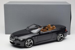 BMW M6 E64 Kabriolets Sapphire Black Kyosho 1:18 80430417424 Metāls — attēls 9 no 9