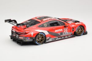 BMW M8 GTE RLL Racing #25 C. De Phillippi / B. Spengler Class Winners IMSA GP Road Atlanta 2020 Minichamps 1:18 155202995 Met — attēls 2 no 6