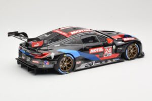 BMW M8 GTE RLL Racing #24 J. Krohn / J. Edwards Class Winners 24 Hours of Daytona 2020 Minichamps 1:18 155202924 Metāls — attēls 2 no 6