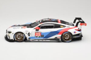 BMW M8 GTE Team RLL C. De Phillippi / B. Auberlen 2nd in Class 12 Hours of Sebring 2018 Minichamps 1:18 155182925 Metāls — attēls 3 no 6