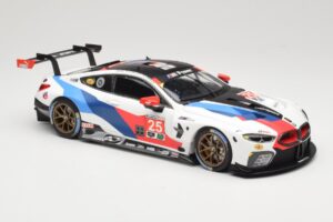 BMW M8 GTE Team RLL C. De Phillippi / B. Auberlen 2nd in Class 12 Hours of Sebring 2018 Minichamps 1:18 155182925 Metāls — attēls 4 no 6