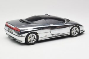 BMW Nazca M12 Chrome Silver Revell 1:18 08916 Metāls — attēls 3 no 8