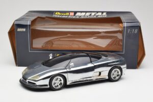 BMW Nazca M12 Chrome Silver Revell 1:18 08916 Metāls — attēls 8 no 8