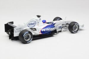 BMW Sauber F1.06 #17 J. Villeneuve Launch Version 2006 Minichamps 1:18 80430413184 Metāls — attēls 2 no 6