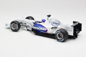 BMW Sauber F1.06 #17 J. Villeneuve Launch Version 2006 Minichamps 1:18 80430413184 Metāls — attēls 5 no 6