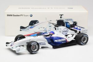 BMW Sauber F1.06 #17 J. Villeneuve Launch Version 2006 Minichamps 1:18 80430413184 Metāls — attēls 6 no 6