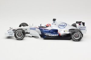 BMW Sauber F1.07 #10 R. Kubica Launch Version 2007 Minichamps 1:18 80430426995 Metāls — attēls 3 no 7