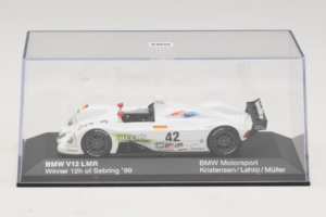 BMW V12 LMR #42 T. Kristensen / J.J. Lehto / J. Muller 24 Hours of Le Mans 1999 Minichamps 1:43 80429418137 Metāls — attēls 4 no 5