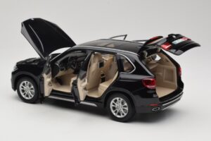 BMW X5 E70 Sapphire Black Paragon 1:18 PA-97071 Metāls — attēls 5 no 8