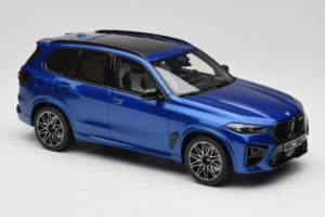 BMW X5 M F95 Competition Marina Bay Blue Metallic GT Spirit 1:18 GT967 Sveķi — attēls 4 no 6