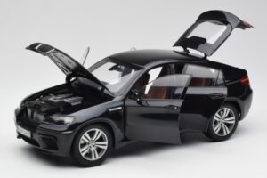 BMW X6 M F86 Melns Kyosho 1:18 80432157613 Metāls — attēls 2 no 8