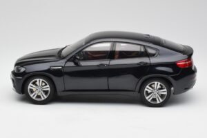 BMW X6 M F86 Melns Kyosho 1:18 80432157613 Metāls — attēls 4 no 8