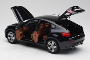 BMW X6 M F86 Melns Kyosho 1:18 80432157613 Metāls — attēls 5 no 8