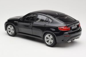 BMW X6 M E71 Melns Bburago 1:18 18-12081 Metāls — attēls 7 no 8