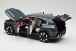 BMW XM G09 Isle of Man Green Minichamps 1:18 110023300 Metāls — attēls 5 no 8