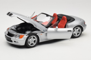 BMW Z3 Kabriolets Sudrabs UT Models 1:18 20402 Metāls — attēls 2 no 8