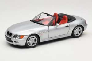 BMW Z3 Kabriolets Sudrabs UT Models 1:18 20402 Metāls