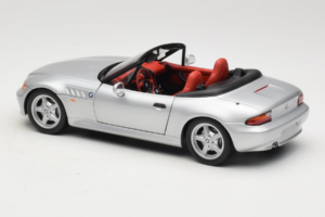 BMW Z3 Kabriolets Sudrabs UT Models 1:18 20402 Metāls — attēls 7 no 8