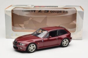 BMW Z3 Coupe 2.8 Red Metallic UT Models 1:18 20423 Metāls — attēls 8 no 8