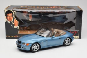 BMW Z3 E36/7 James Bond Goldeneye Zils Metallic UT Models 1:18 180024336 Metāls — attēls 8 no 8