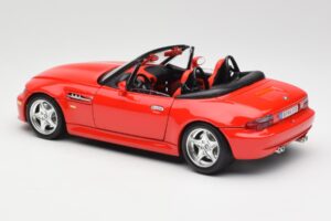 BMW Z3 E36/7 Roadster Sarkans Bburago 1:18 3349 Metāls — attēls 7 no 8