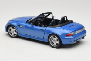 BMW Z3 M Roadster Zils Dīlera Izdevums UT Models 1:18 80439422939 Metāls — attēls 7 no 8