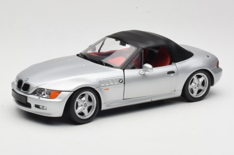 BMW Z3 Roadster 1.8 Sudrabs UT Models 1:18 20404 Metāls