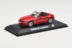 BMW Z3 Roadster 2.8 Sarkans Minichamps 1:43 BMW004 Metāls — attēls 2 no 4