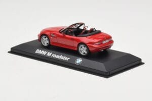 BMW Z3 Roadster 2.8 Sarkans Minichamps 1:43 BMW004 Metāls — attēls 3 no 4