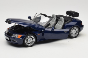 BMW Z3 Roadster Zils Dīlera Izdevums UT Models 1:18 80439422186 Metāls — attēls 2 no 8
