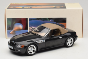 BMW Z3 Roadster Zaļš Dīlera Izdevums UT Models 1:18 80439411711 Metāls — attēls 8 no 8