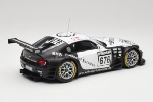 BMW Z4 #676 H. Stuck / J. Hennerici / D. Hurtgen Team Schubert Nürburgring 24 Hours 2006 AUTOart 1:18 80649 Metāls — attēls 2 no 6
