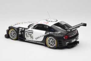 BMW Z4 #676 H. Stuck / J. Hennerici / D. Hurtgen Team Schubert Nürburgring 24 Hours 2006 AUTOart 1:18 80649 Metāls — attēls 5 no 6