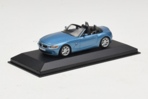 BMW Z4 E85 Kabriolets Light Blue Metallic Minichamps 1:43 BMW016 Metāls — attēls 2 no 4