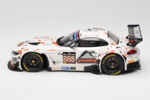 BMW Z4 E89 GT3 #888 Triple Eight Racing L. Mowle / J. Ratcliffe 24 Hours of Spa 2015 Minichamps 1:18 151152388 Metāls — attēls 3 no 6