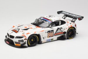 BMW Z4 E89 GT3 #888 Triple Eight Racing L. Mowle / J. Ratcliffe 24 Hours of Spa 2015 Minichamps 1:18 151152388 Metāls