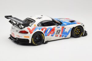 BMW Z4 E89 GT3 #9 Roal Motorsport A. Zanardi / B. Spengler 24 Hours of Spa 2015 Minichamps 1:18 151152309 Metāls — attēls 2 no 6