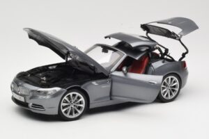 BMW Z4 E89 sDrive 35i Space Grey Metallic Kyosho 1:18 80432147085 Metāls — attēls 2 no 8
