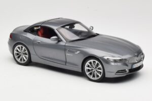 BMW Z4 E89 sDrive 35i Space Grey Metallic Kyosho 1:18 80432147085 Metāls — attēls 6 no 8