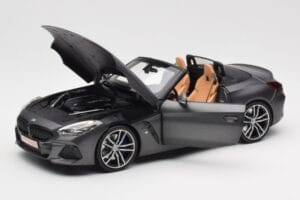 BMW Z4 G29 Pelēks Metallic Norev 1:18 183270 Metāls — attēls 2 no 8