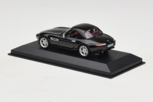 BMW Z8 Melns Hardtop Minichamps 1:43 BMW018 Metāls — attēls 3 no 4