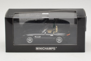 BMW Z8 Kabriolets Melns Minichamps 1:43 80420026607-R1 Metāls — attēls 4 no 4