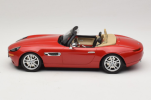 BMW Z8 Sarkans Minichamps 1:18 155024230 Metāls — attēls 3 no 6