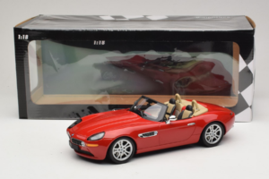 BMW Z8 Sarkans Minichamps 1:18 155024230 Metāls — attēls 6 no 6